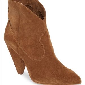 Vince Camuto Movinta Bootie